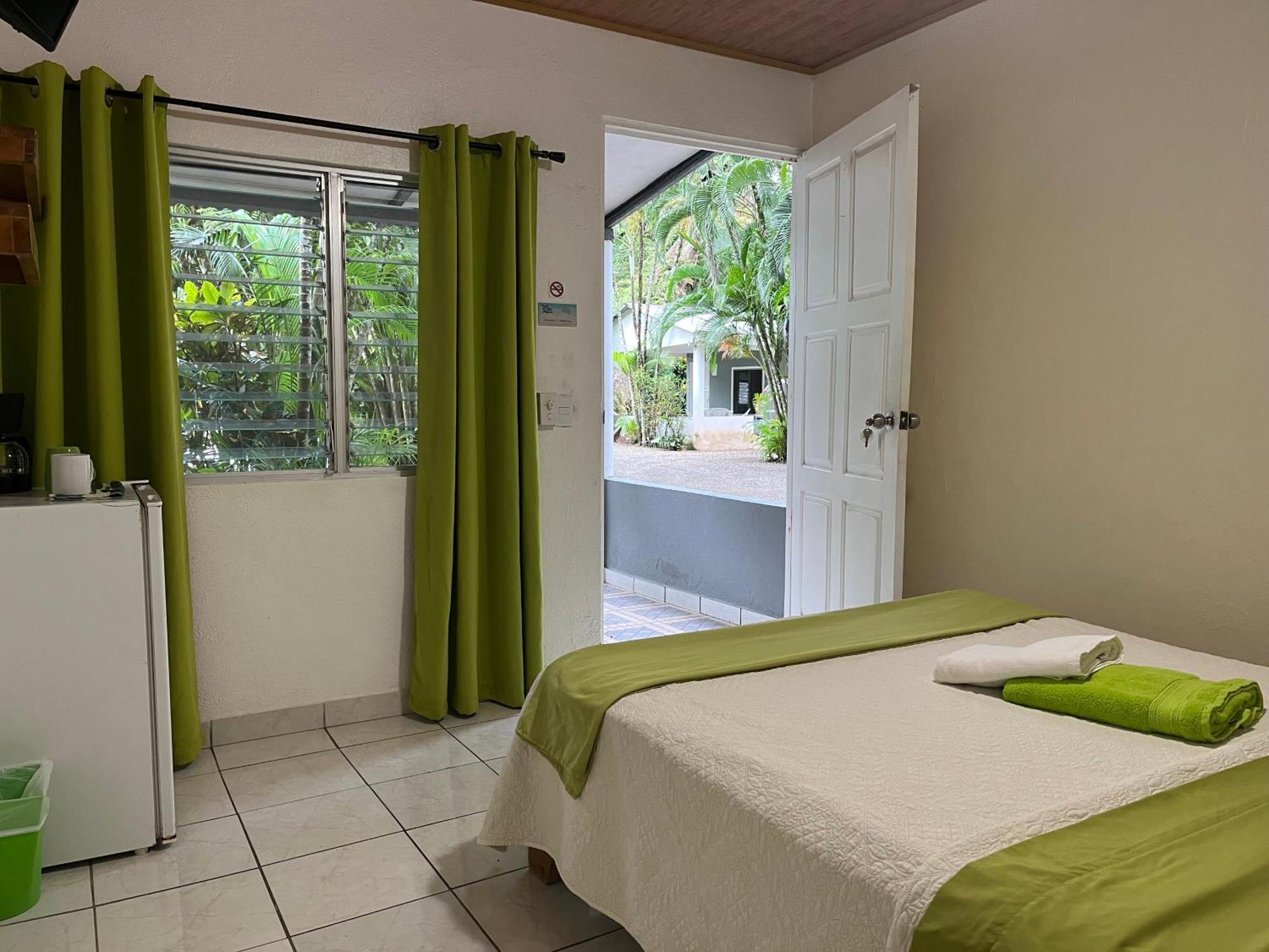 Villas Majolana Playa Herradura  Eksteriør billede